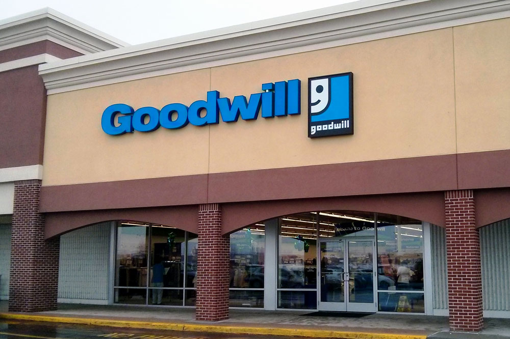 How long does it take for a Goodwill truck to pick up items?