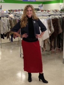 This long rayon skirt is appropriate business attire when worn with a cropped jacket, turtleneck and ankle boots. 